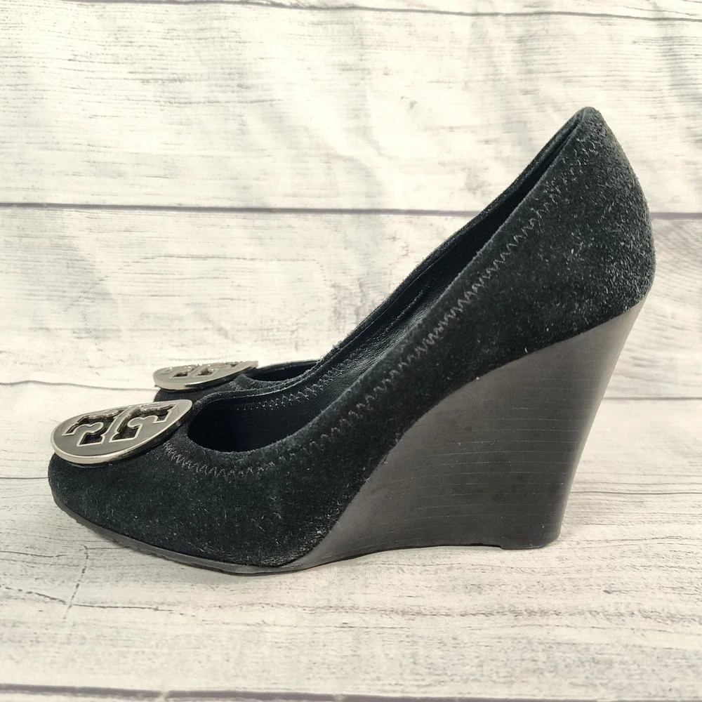 Tory Burch Sophie Size 5M Black Suede Wedge Pumps Silver Logo Medallion